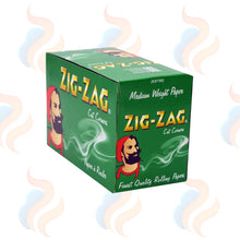 Zig-Zag Green Rolling Papers – Cut Corner Papers (100 Packs) on a white background